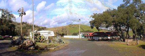 00RVPark_Entrance