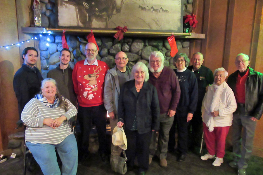 20221217 Christmas Dinner Party Group